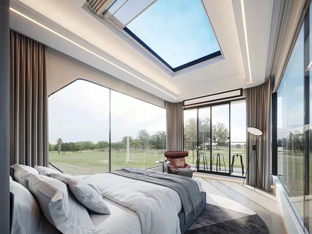 What are the advantages of a spaceship homestay?